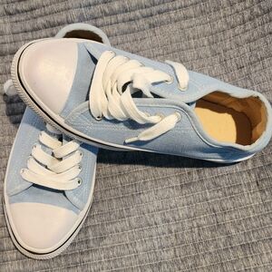Light Blue Canvas Sneakers with White Laces Size 6